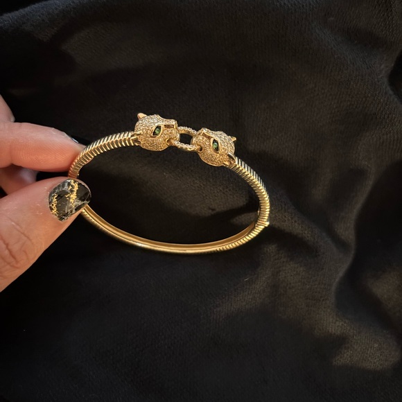 14K Yellow Gold Double Panther Head Diamond Bangle Bracelet - Picture 6 of 6
